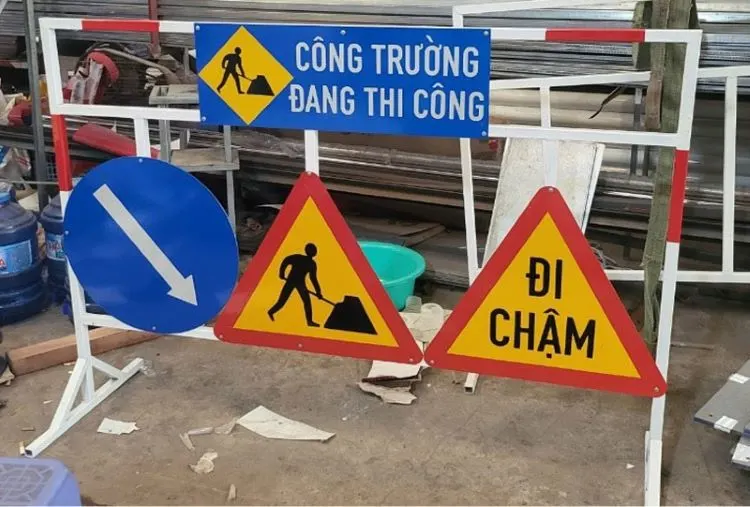 bien bao cong truong xay dung