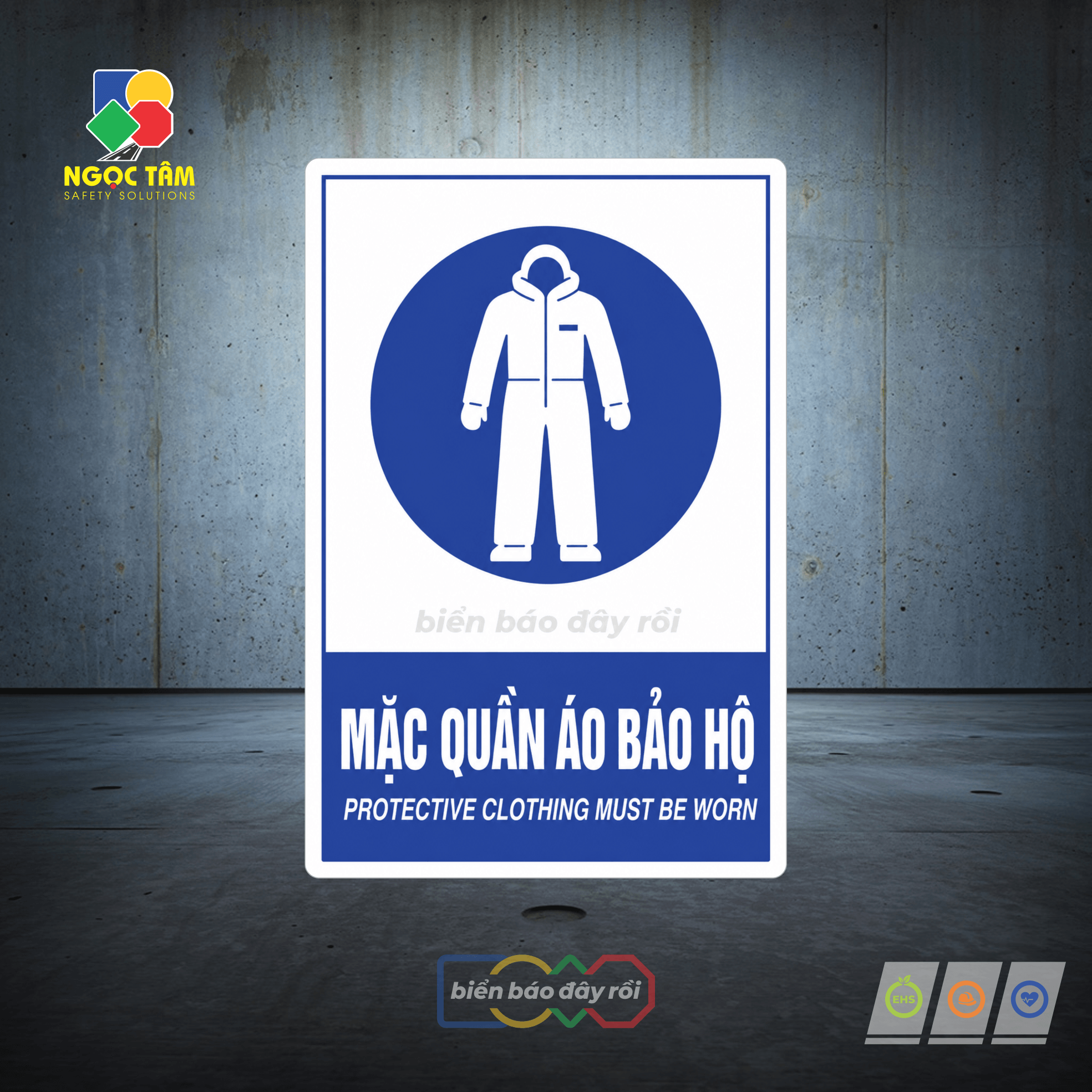 Biển báo bắt buộc mặc quần áo bảo hộ